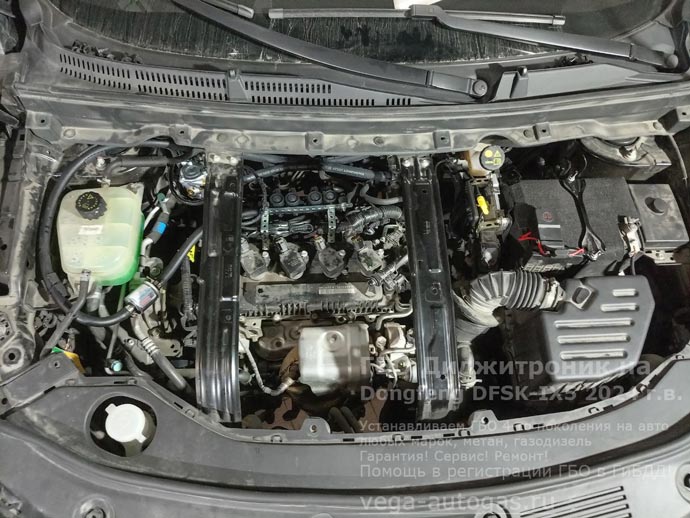 ГБО Digitronic под капоом, установка на Донг Фенг ДФСК Фенгон, 2024 г.в., 1.5 л., 137 л.с., с пробегом 8 505 км., ВЗУ в лючке бензобака, тороидальный баллон 54 литра в багажнике, в нише для запасного колеса, Нижний Новгород, Дзержинск