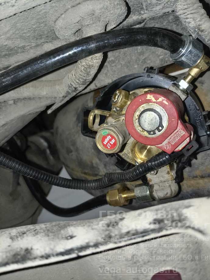 компоненты ГБО FSI ОМВЛ, установка на GAC GS8 2024 г.в., 2.0 л., 230 л.с., с пробегом; 78 725 км., тороидальный баллон 74 литра сзади, под  кузовом, заправочное  устройство под задним бампером, Нижний Новгород, Дзержинск