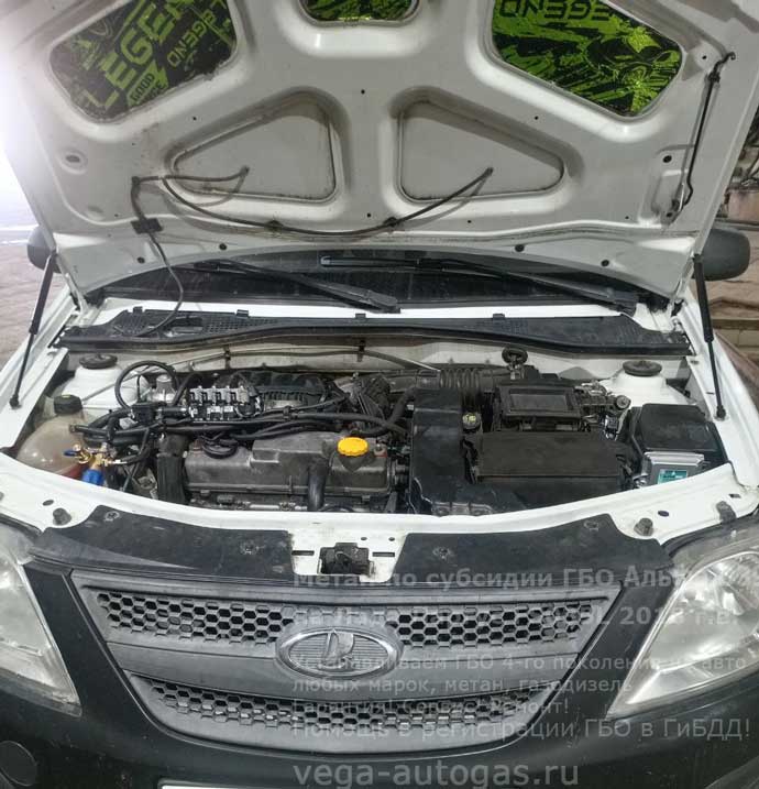 подкапотная компоновка, установка метанового ГБО Альфа D39 на Лада Ларгус FS035L 2018 г.в., 1.6 л., 87 л.с., с пробегом; 182 206 км., цилиндрический баллон 90 литров внутри фургона, Нижний Новгород, Дзержинск